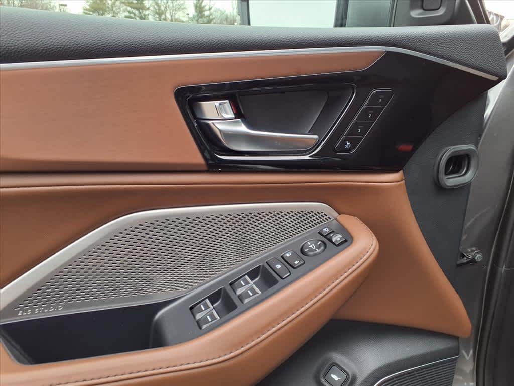 2023 Acura MDX SH-AWD w/Technology Package