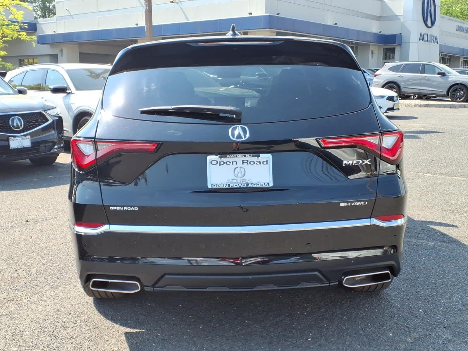 2024 Acura MDX SH-AWD w/Technology Package