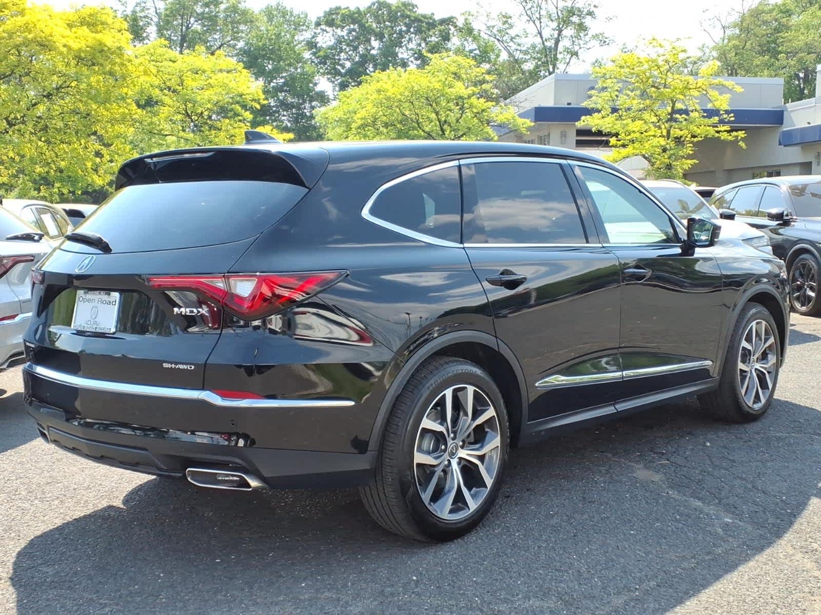 2024 Acura MDX SH-AWD w/Technology Package
