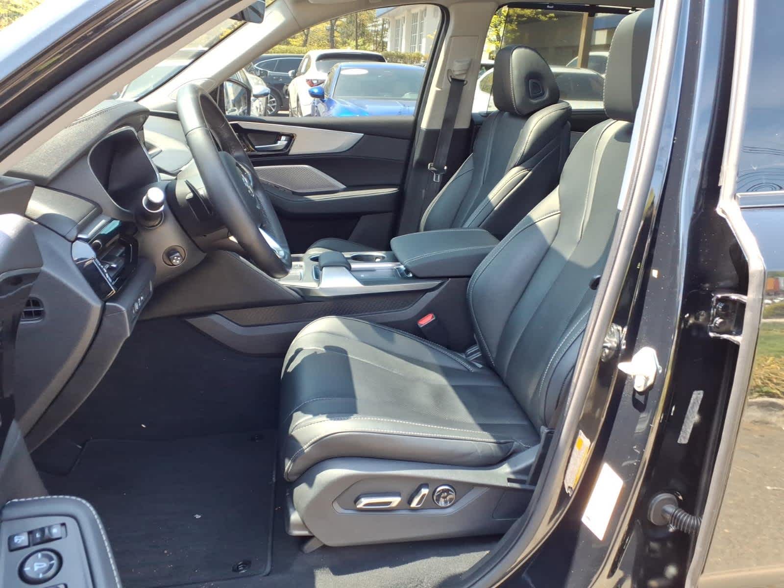 2024 Acura MDX SH-AWD w/Technology Package