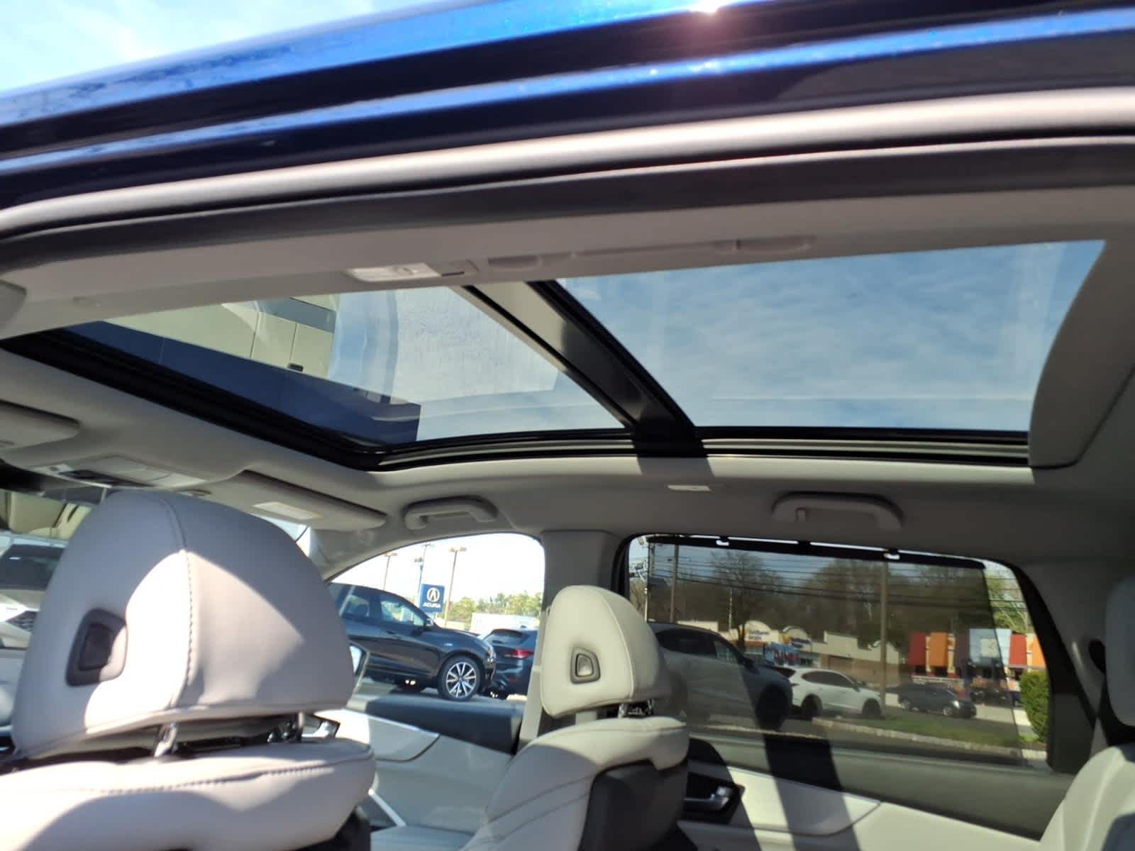 2024 Acura MDX SH-AWD w/Technology Package