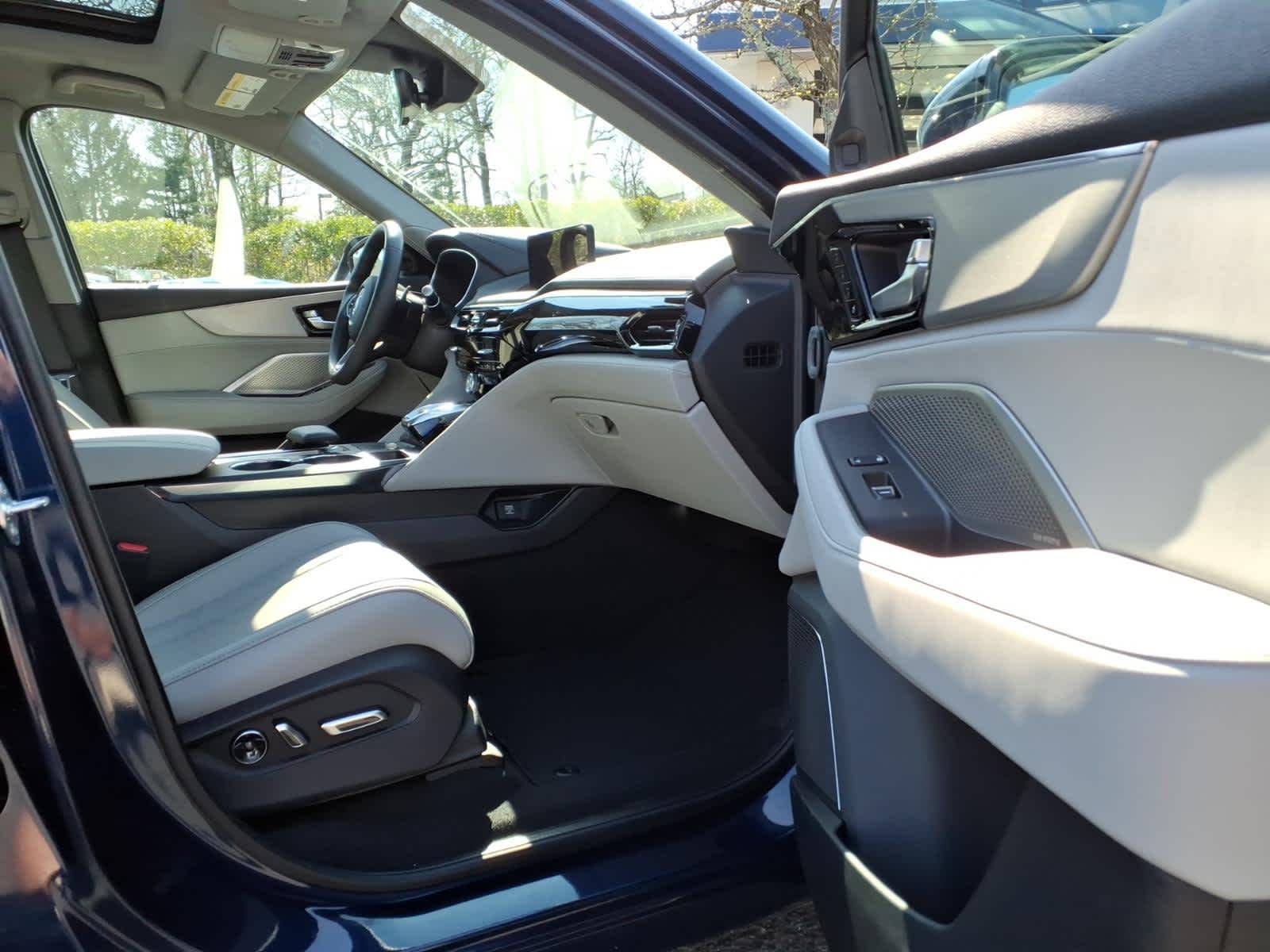 2024 Acura MDX SH-AWD w/Technology Package