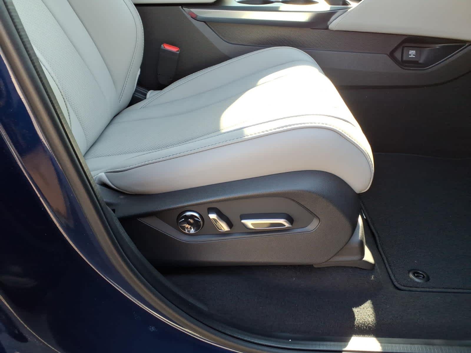 2024 Acura MDX SH-AWD w/Technology Package