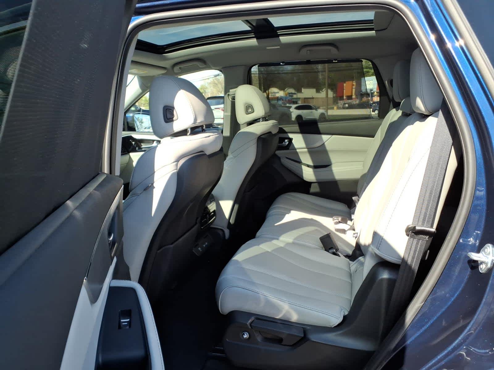 2024 Acura MDX SH-AWD w/Technology Package