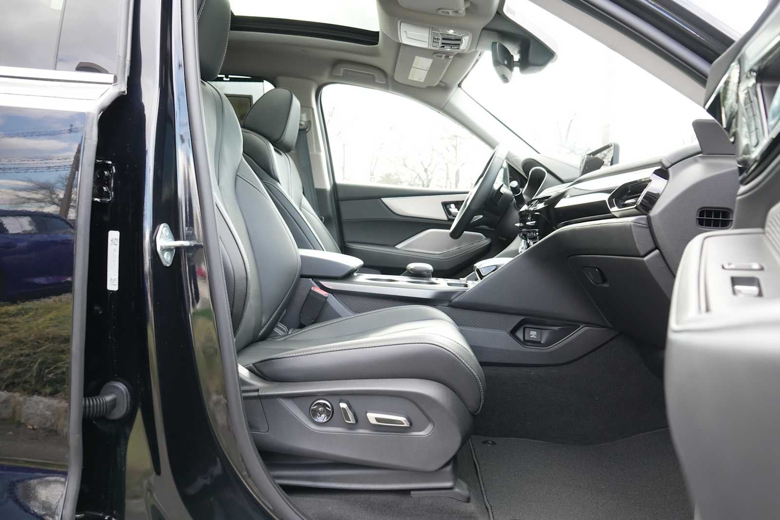 2024 Acura MDX SH-AWD w/Technology Package