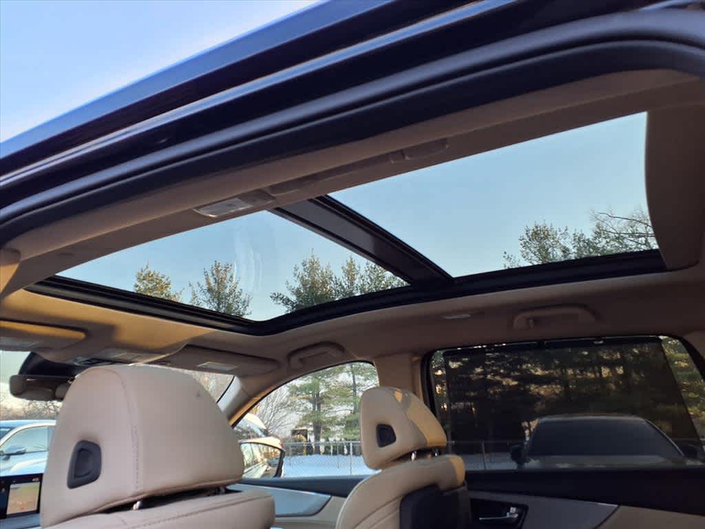 2022 Acura MDX SH-AWD w/Technology Package