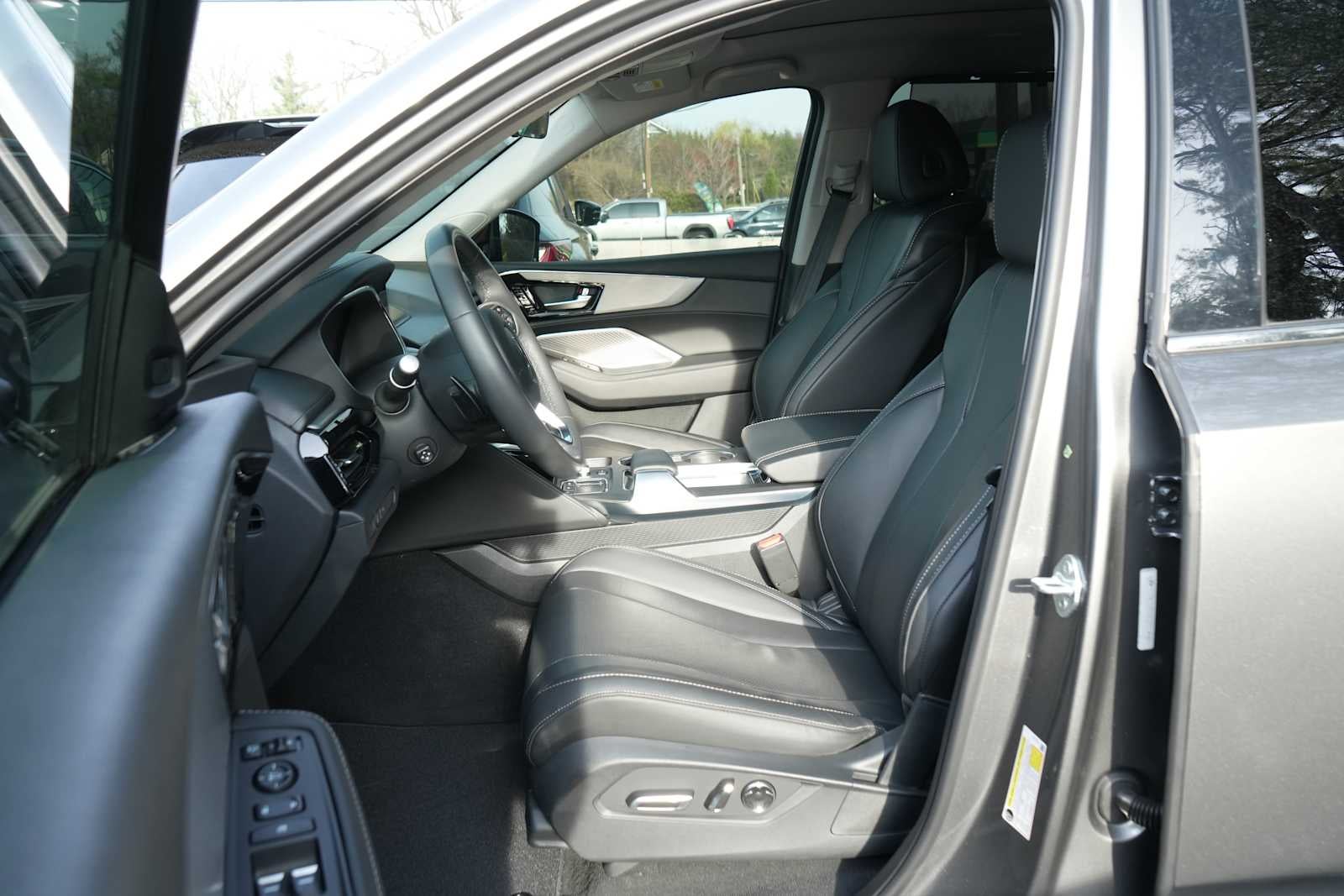 2024 Acura MDX SH-AWD w/Technology Package