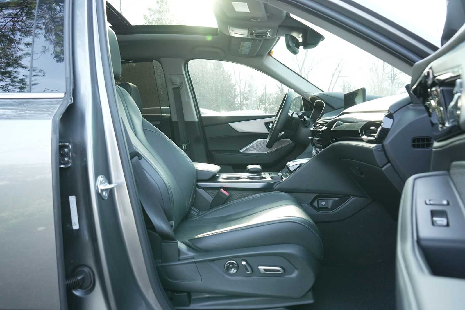2024 Acura MDX SH-AWD w/Technology Package
