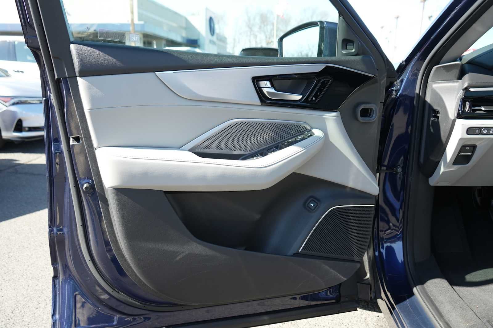 2023 Acura MDX SH-AWD w/Technology Package