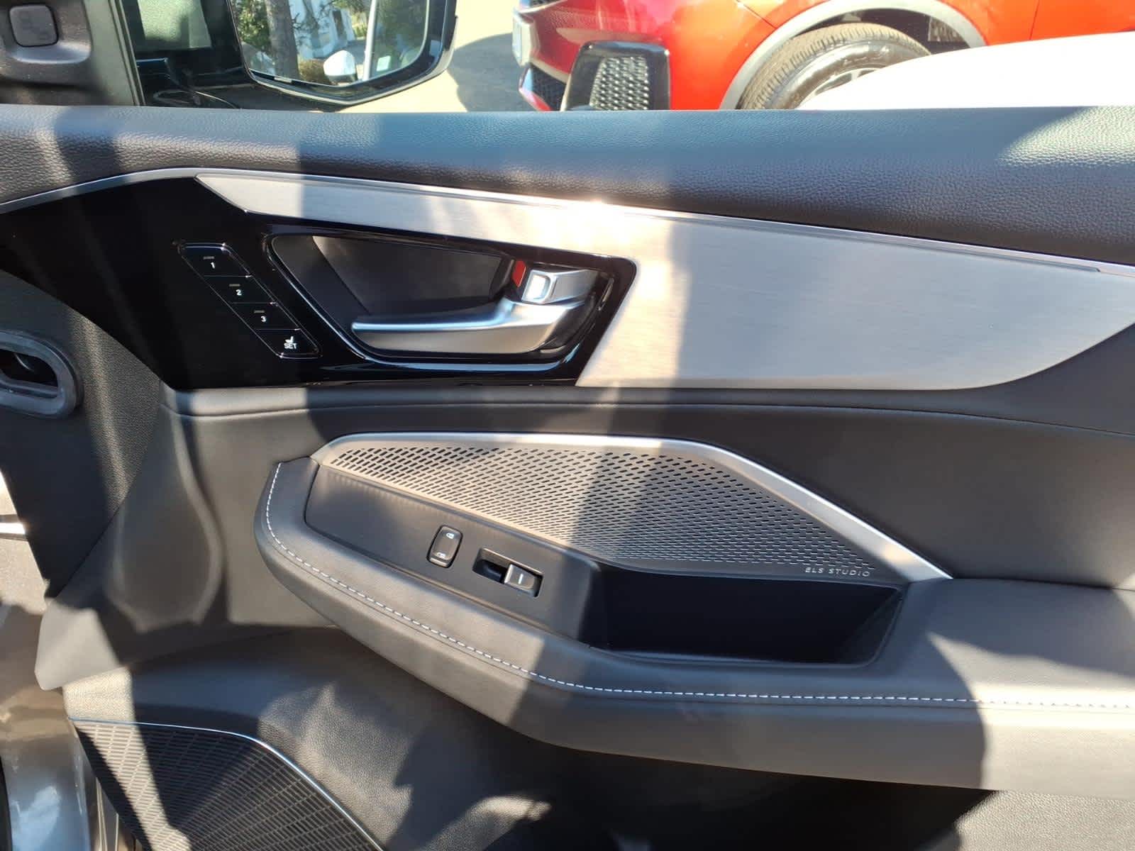2024 Acura MDX SH-AWD w/Technology Package