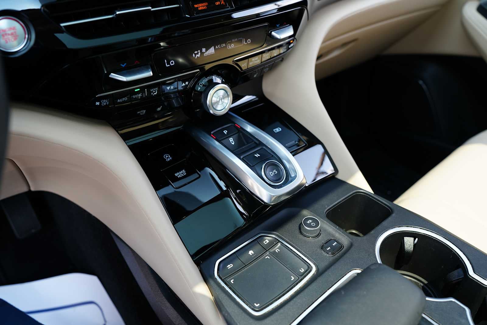 2024 Acura MDX SH-AWD w/Technology Package
