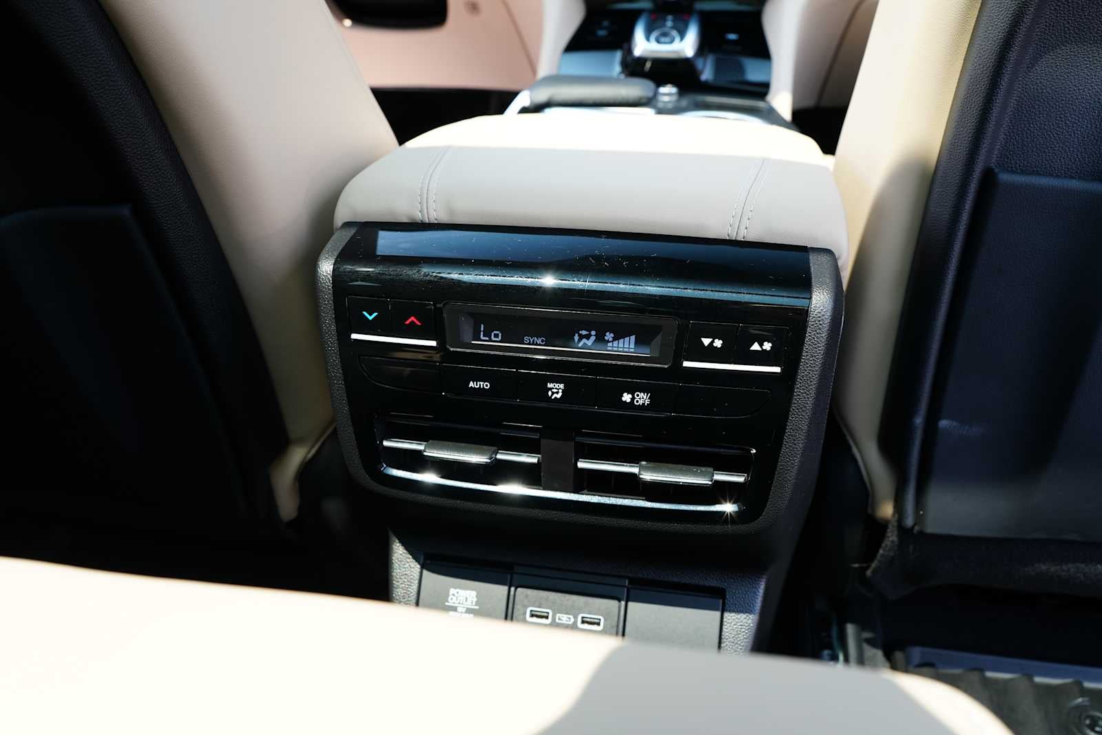 2024 Acura MDX SH-AWD w/Technology Package