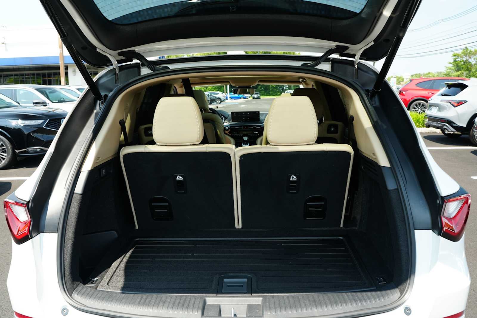 2024 Acura MDX SH-AWD w/Technology Package