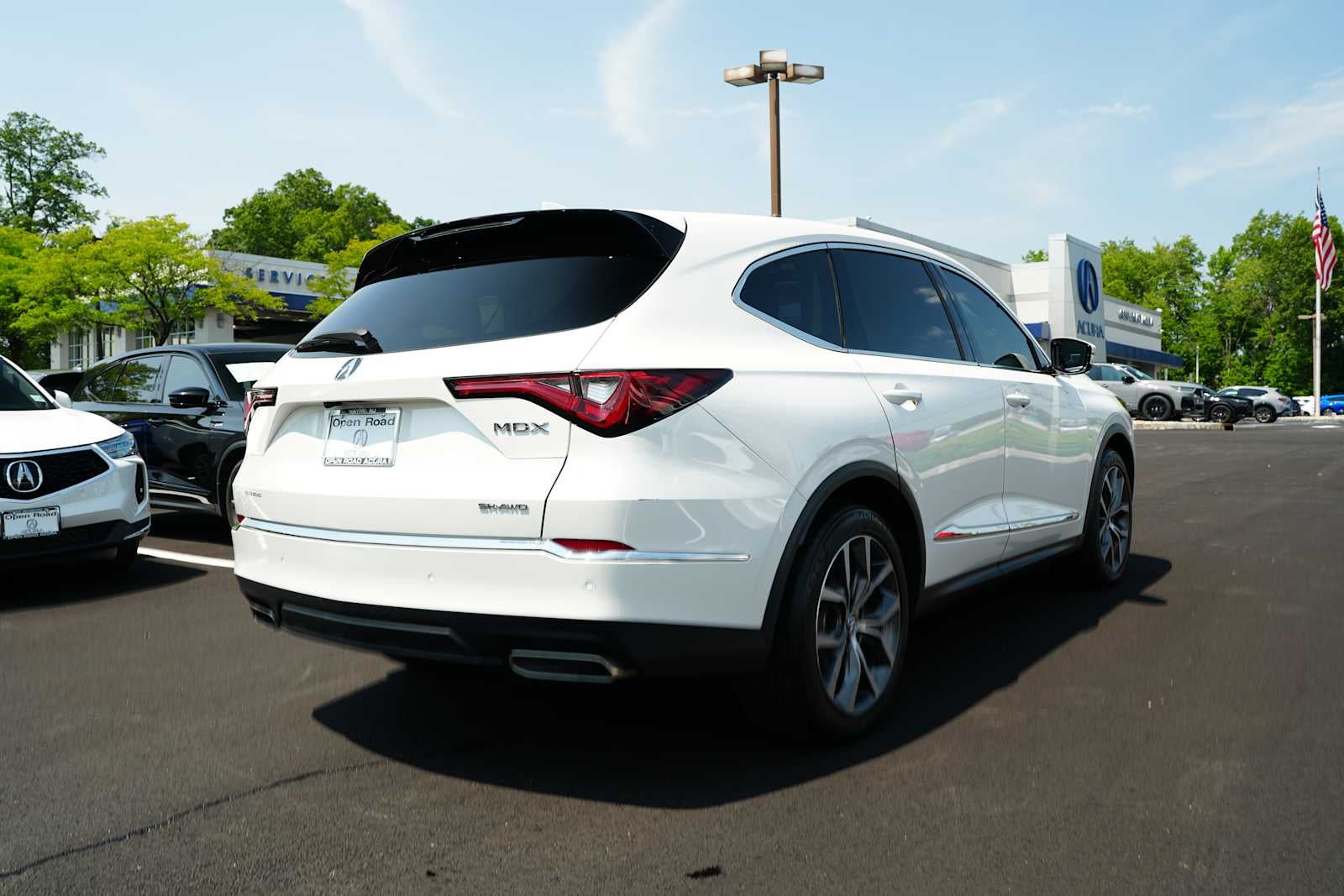 2024 Acura MDX SH-AWD w/Technology Package
