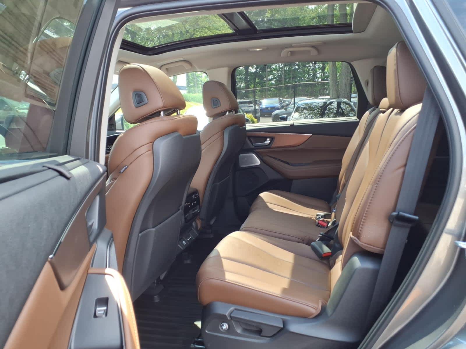2025 Acura MDX SH-AWD w/Technology Package