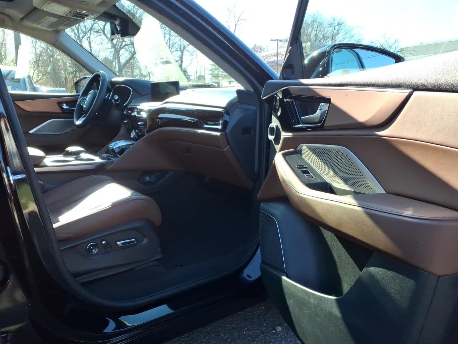 2023 Acura MDX SH-AWD w/Technology Package