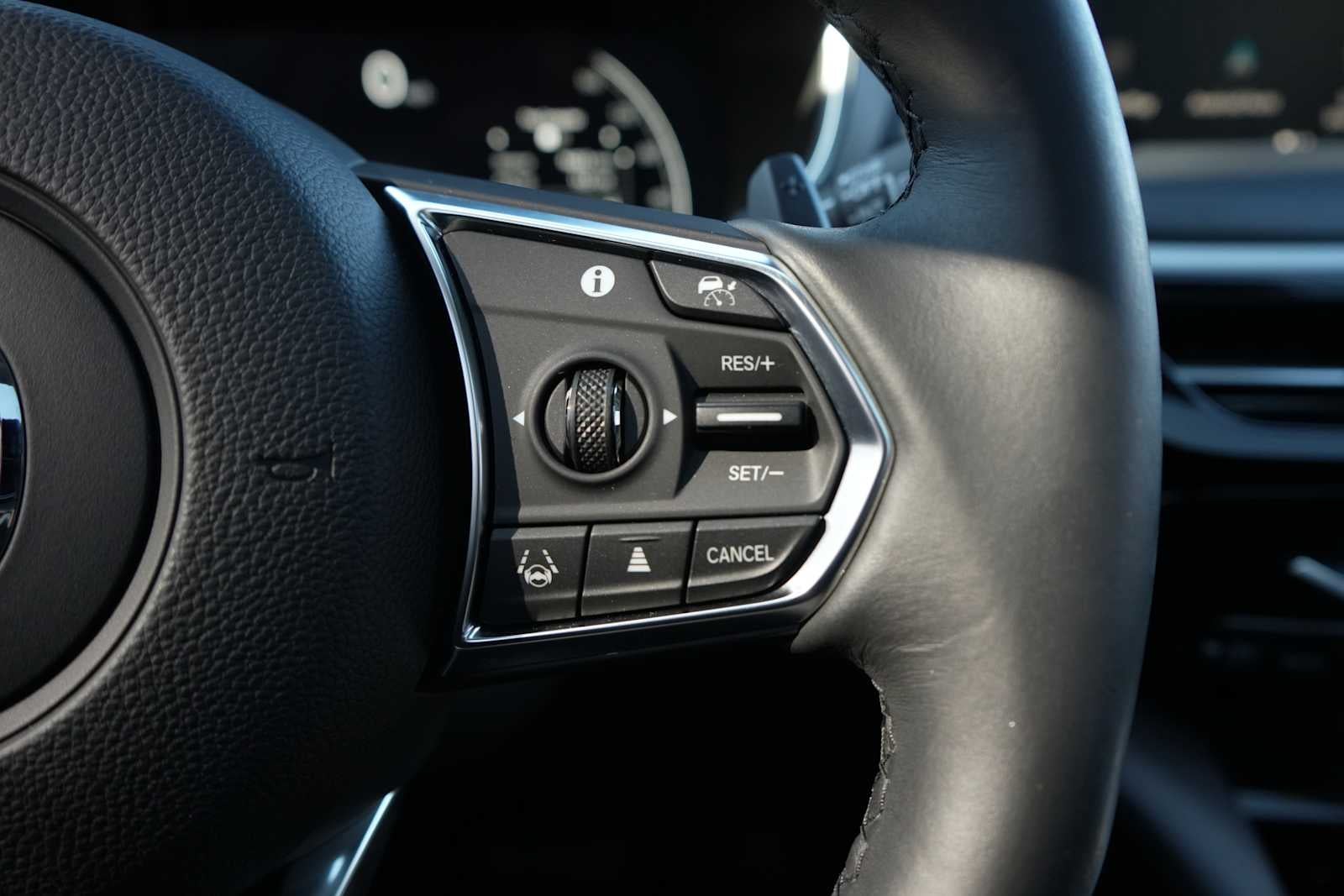 2024 Acura MDX SH-AWD w/Technology Package