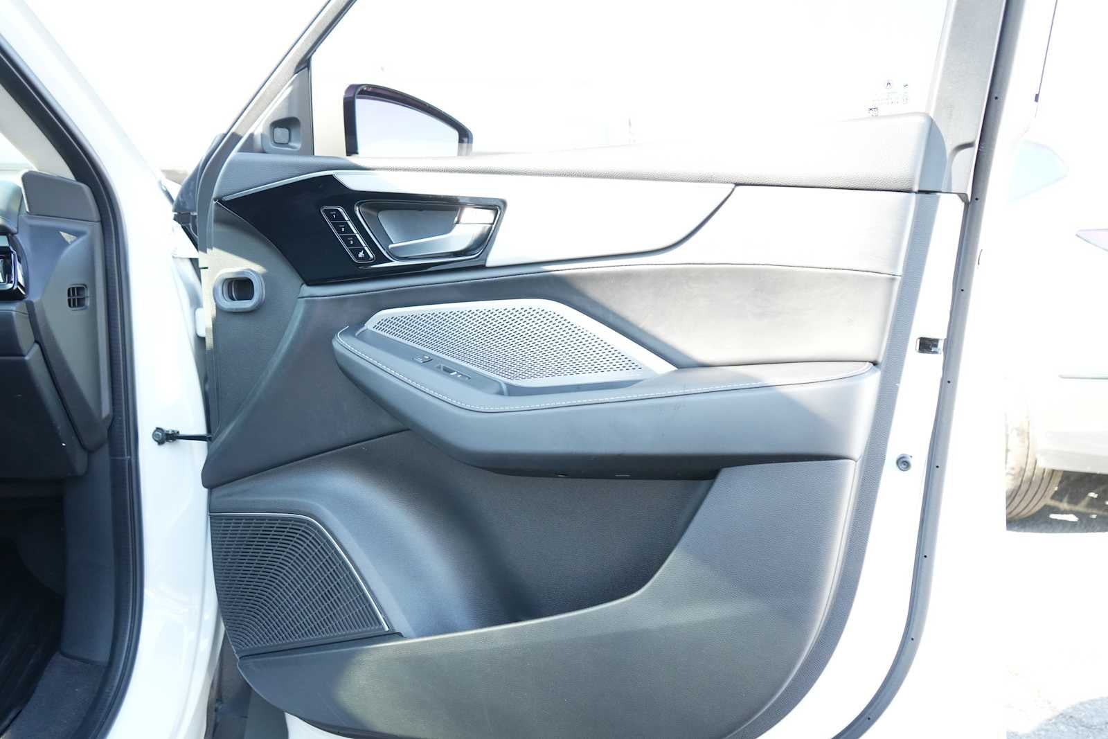 2024 Acura MDX SH-AWD w/Technology Package