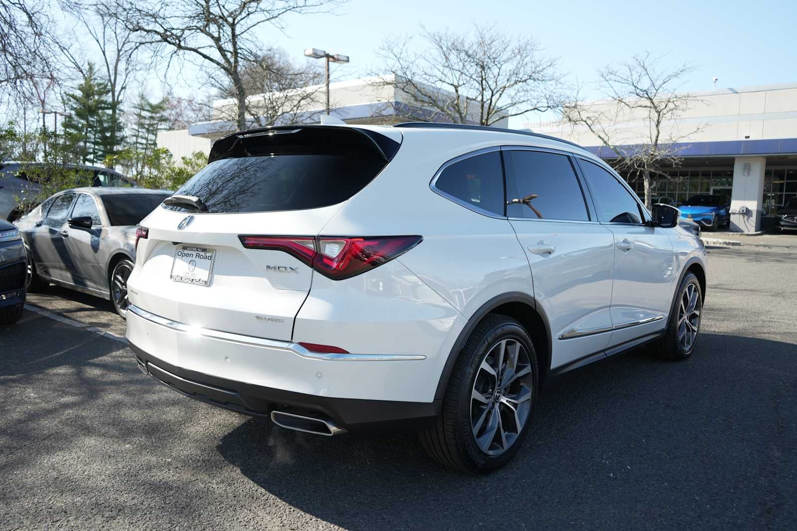 2024 Acura MDX SH-AWD w/Technology Package