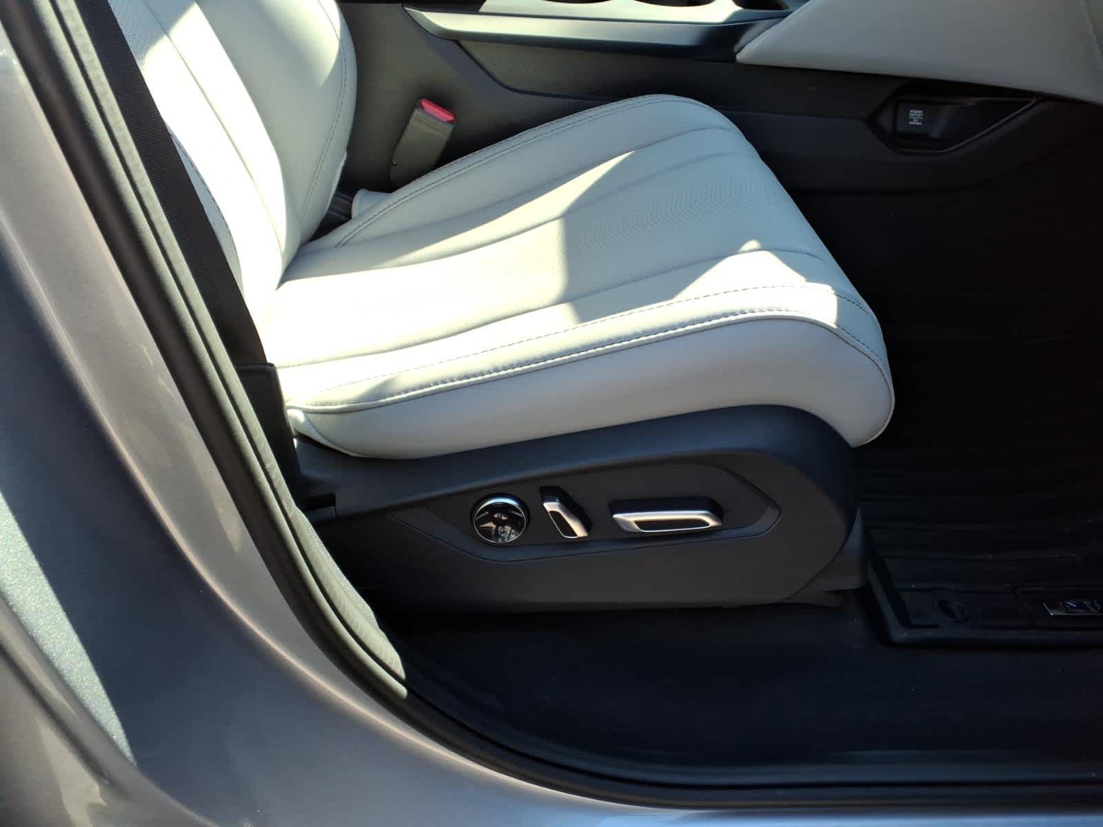 2026 Acura MDX SH-AWD w/Technology Package