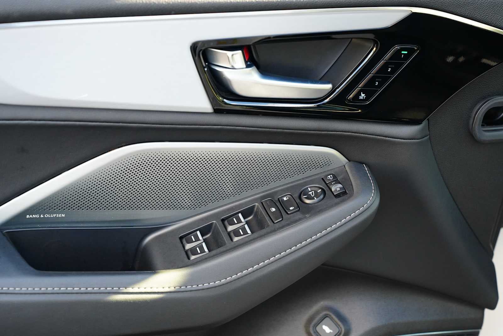 2026 Acura MDX SH-AWD w/Technology Package