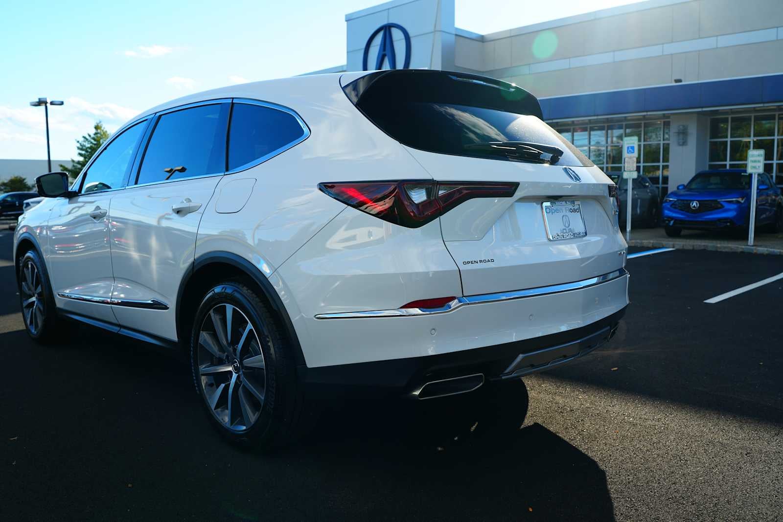 2026 Acura MDX SH-AWD w/Technology Package