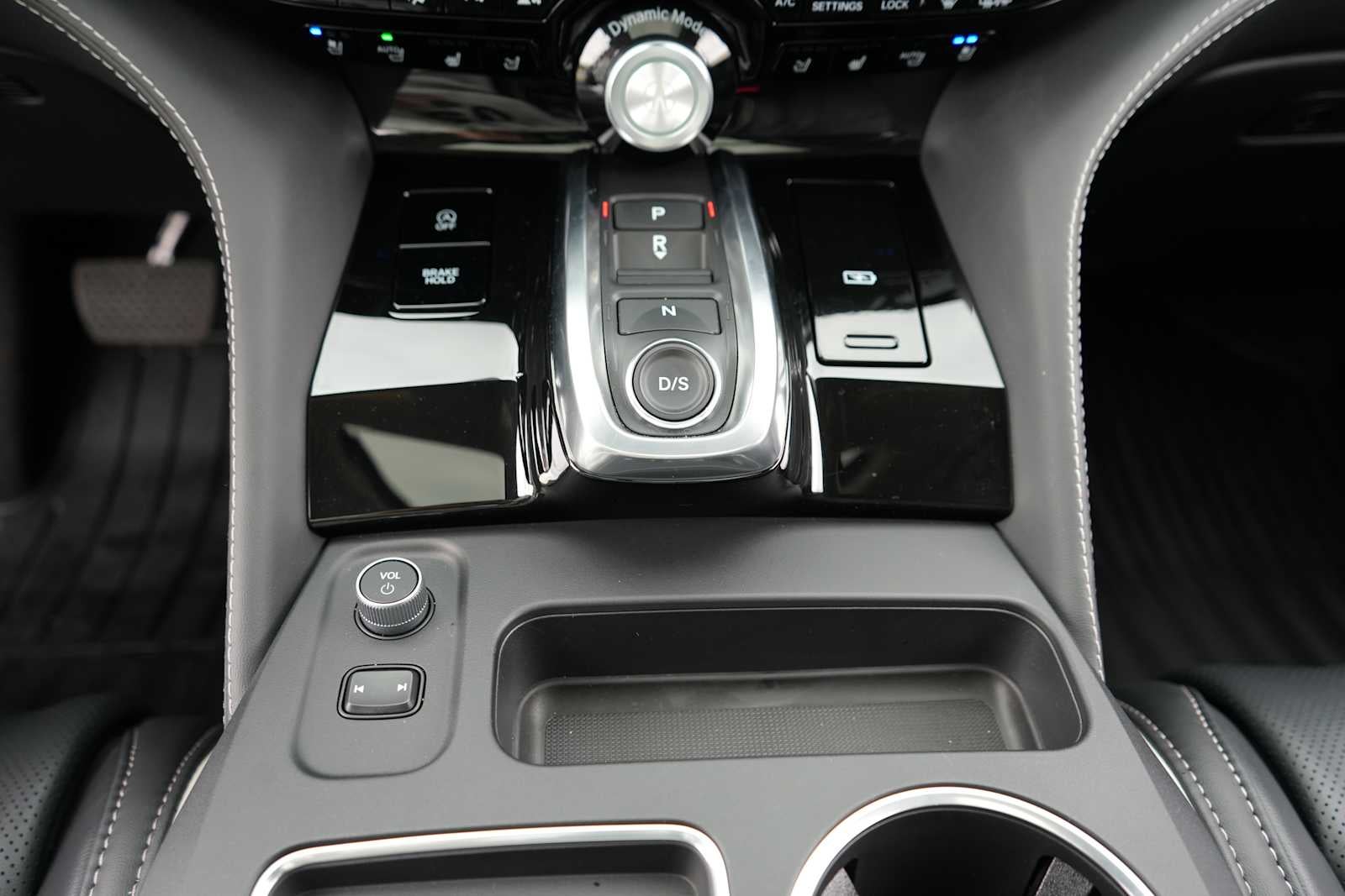 2026 Acura MDX SH-AWD w/Advance Package