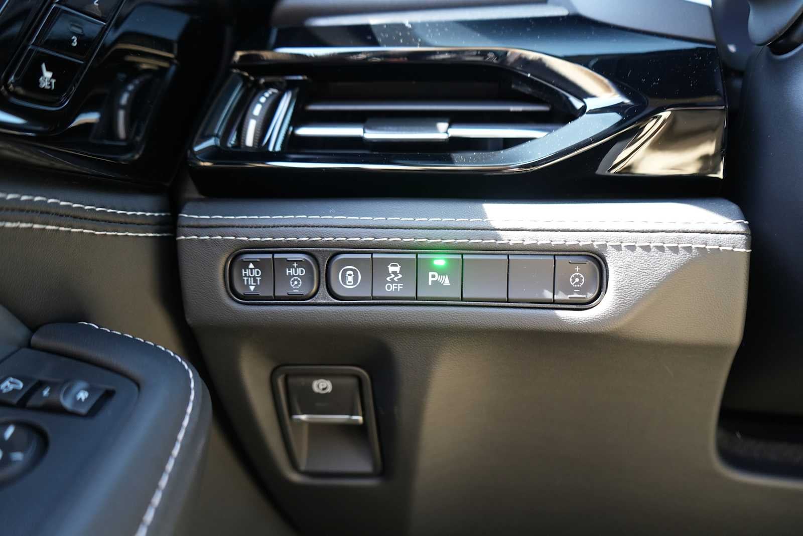 2026 Acura MDX SH-AWD w/Advance Package