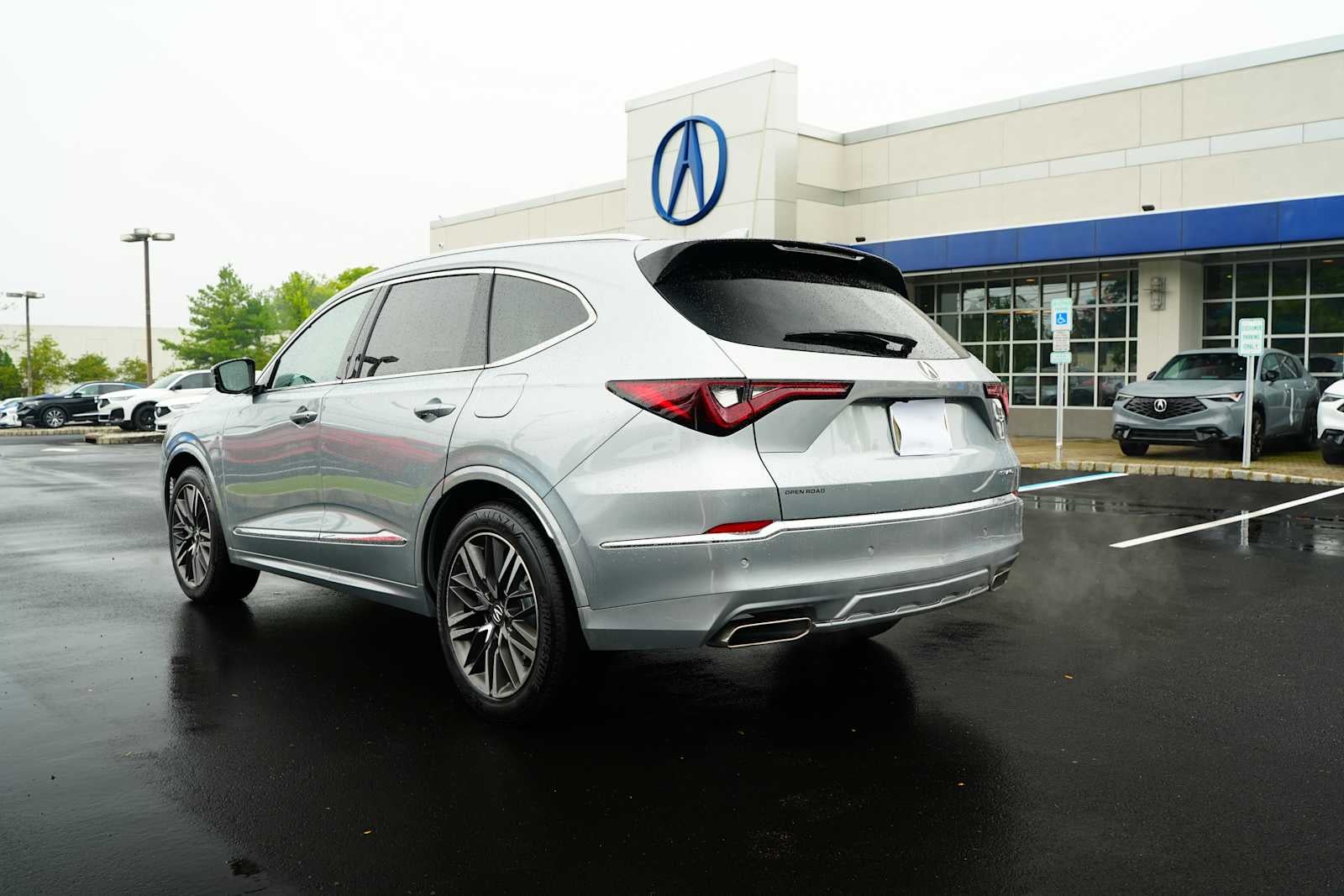 2026 Acura MDX SH-AWD w/Advance Package