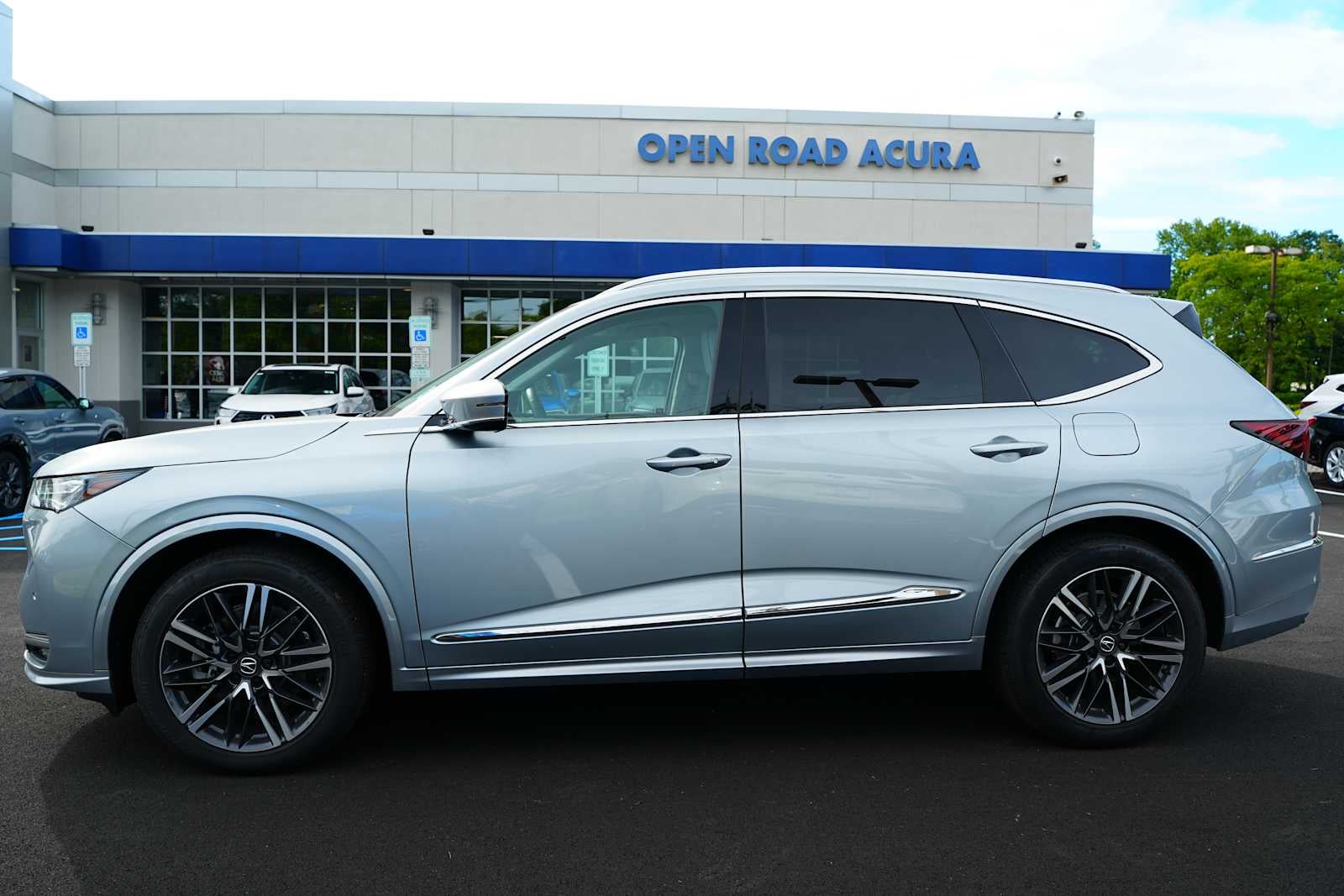 2026 Acura MDX SH-AWD w/Advance Package