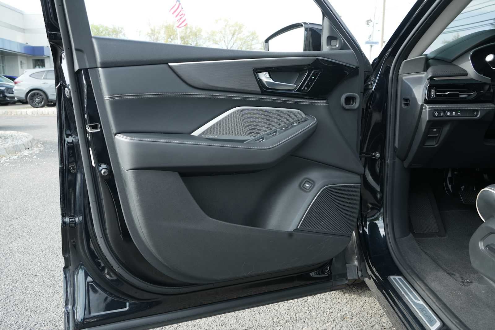 2023 Acura MDX SH-AWD w/Advance Package