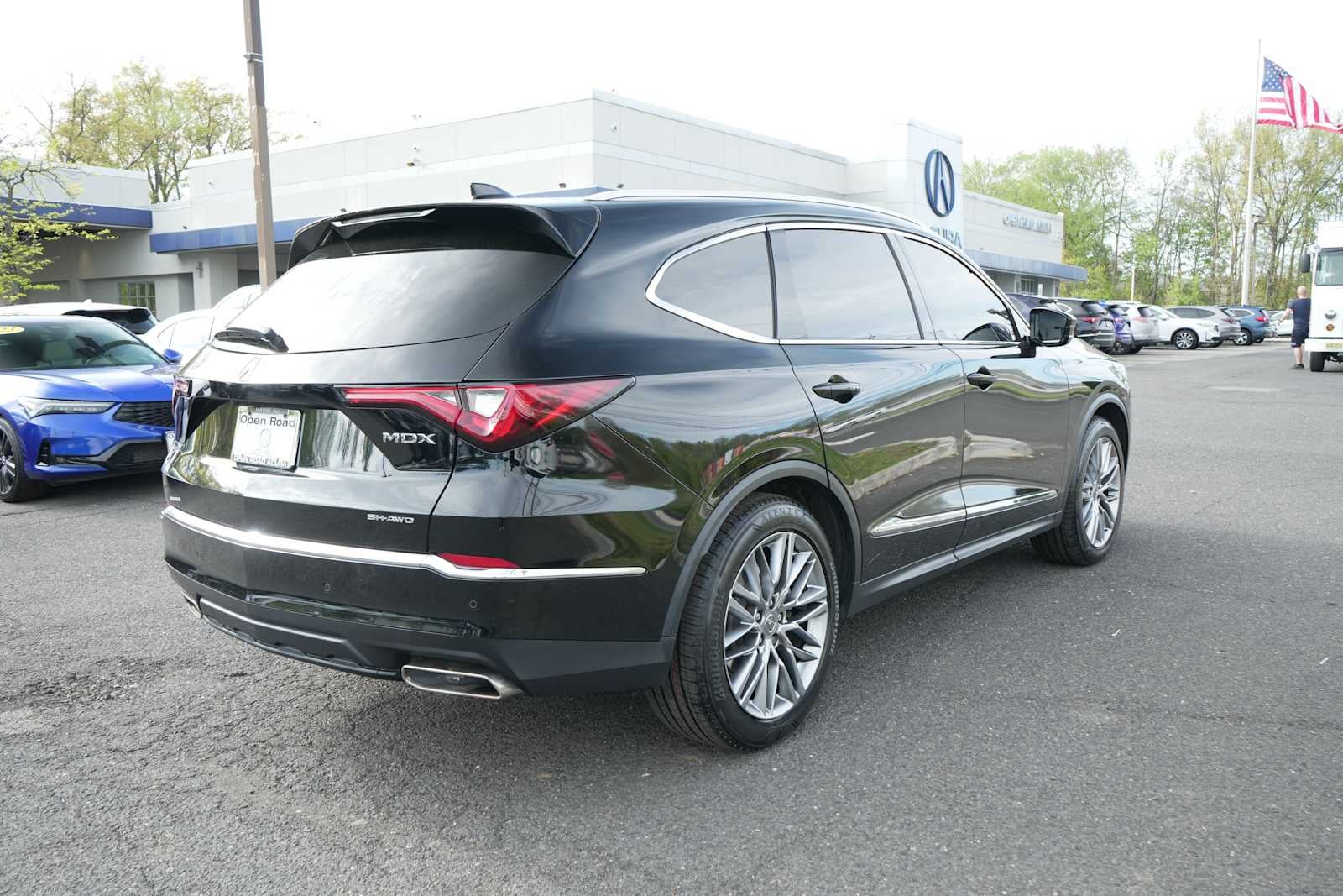 2023 Acura MDX SH-AWD w/Advance Package