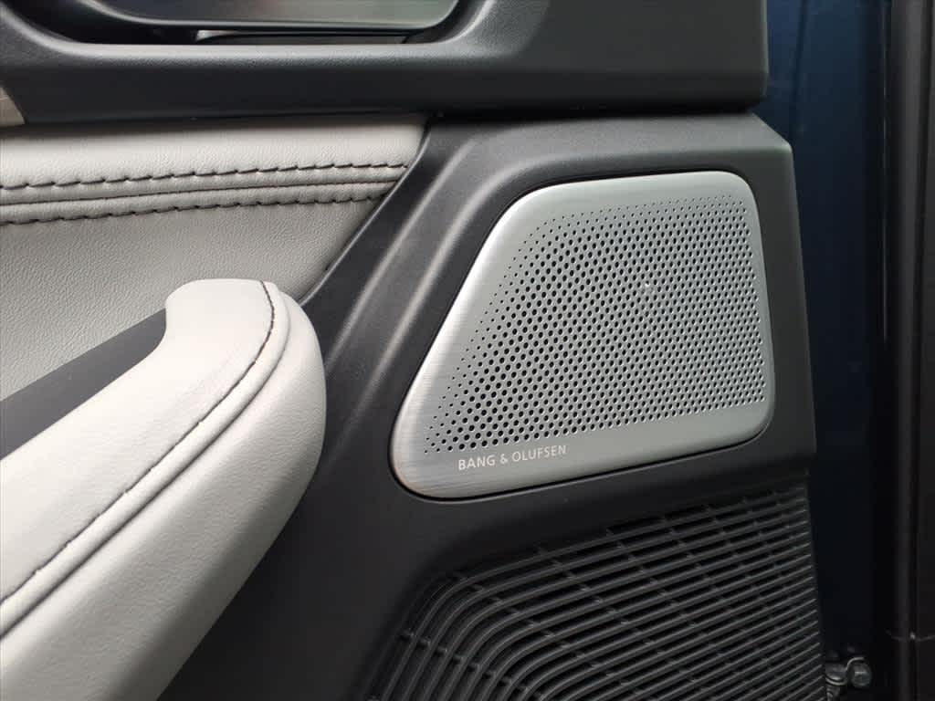 2025 Acura MDX SH-AWD w/Advance Package