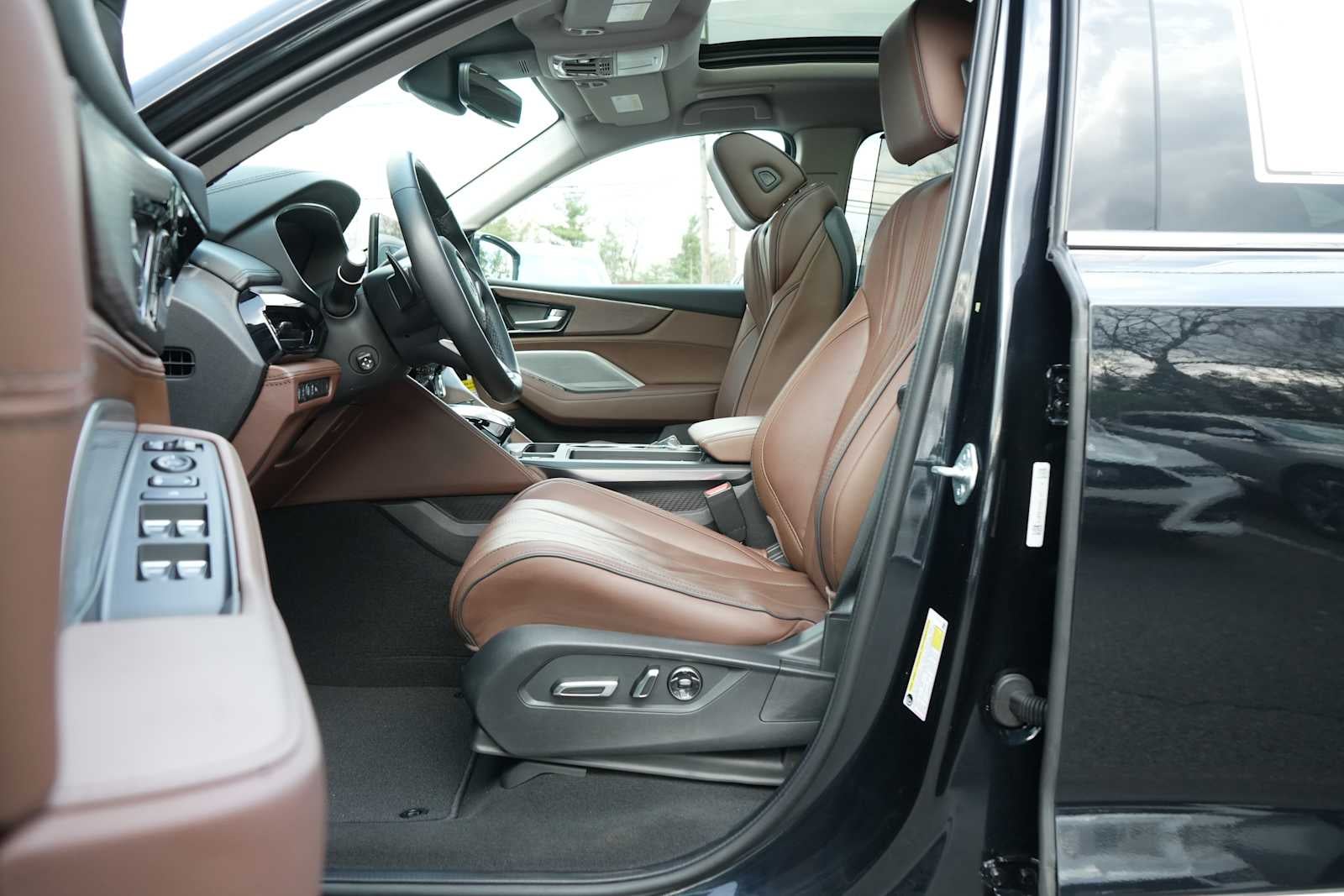 2025 Acura MDX SH-AWD w/Advance Package