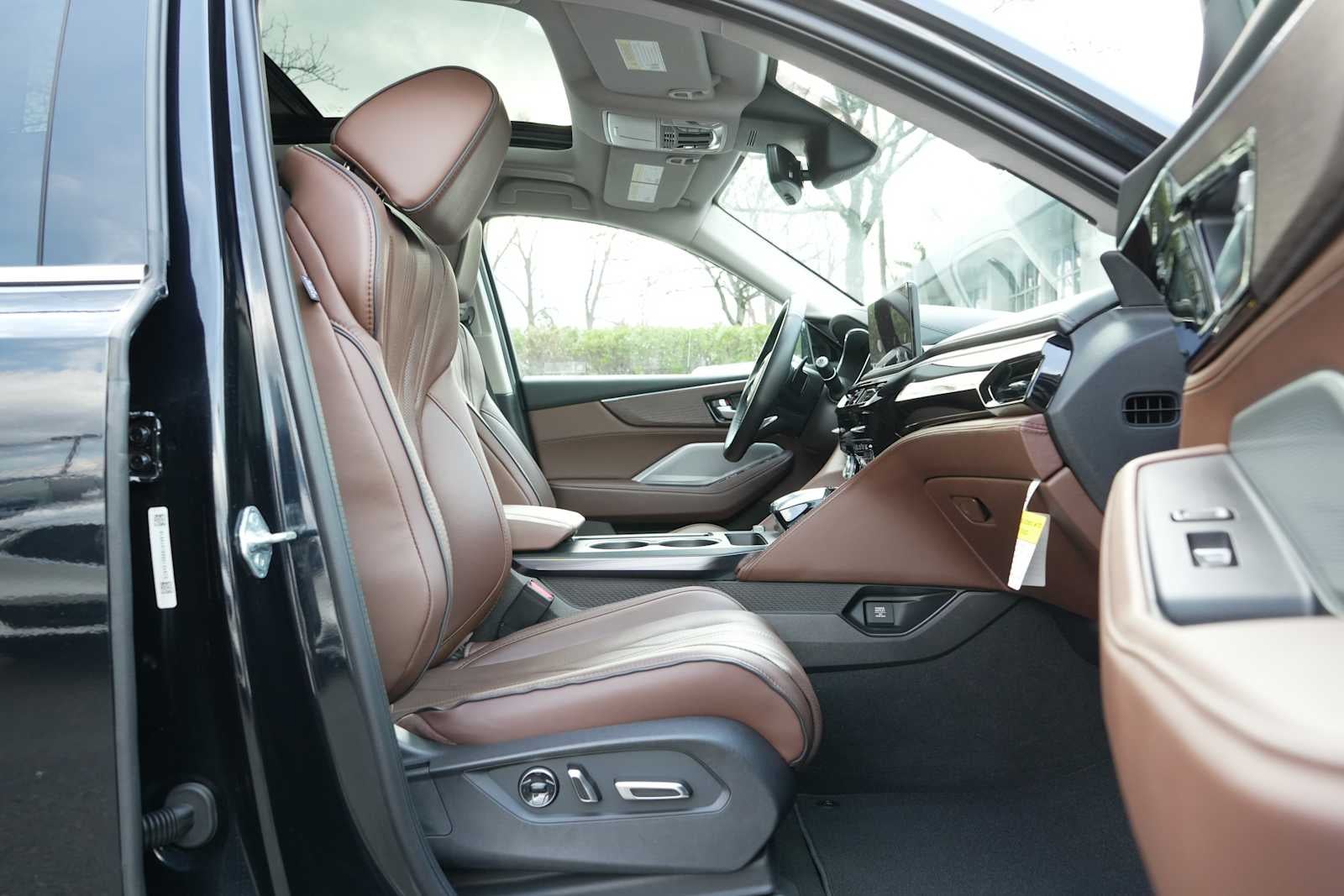 2025 Acura MDX SH-AWD w/Advance Package