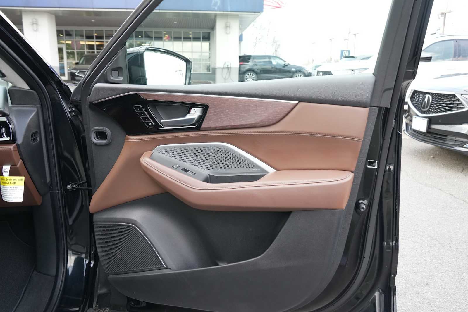 2025 Acura MDX SH-AWD w/Advance Package