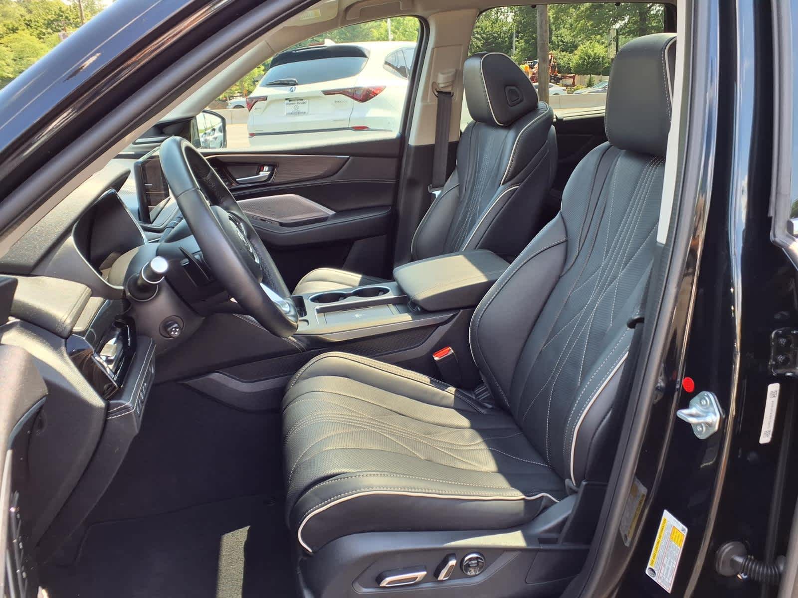 2025 Acura MDX SH-AWD w/Advance Package