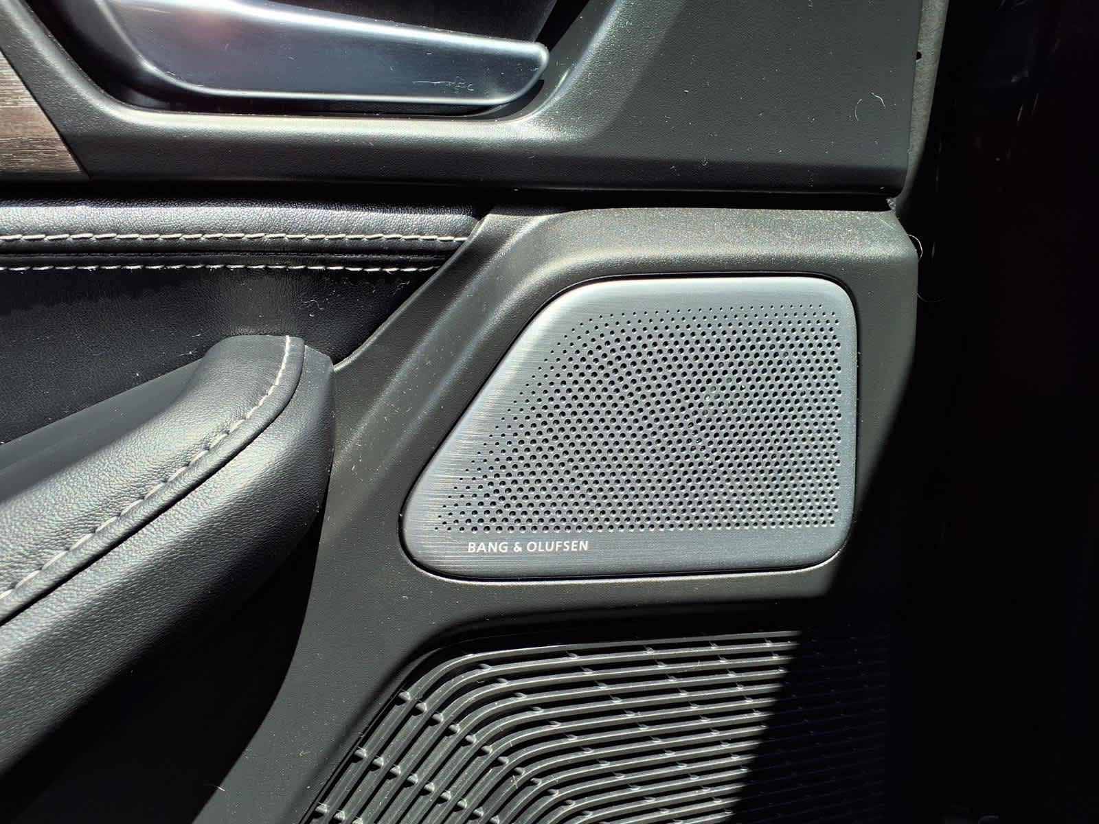 2025 Acura MDX SH-AWD w/Advance Package