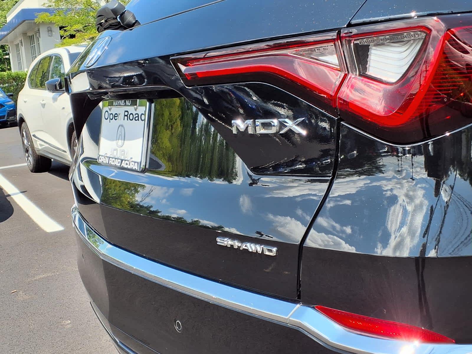 2025 Acura MDX SH-AWD w/Advance Package