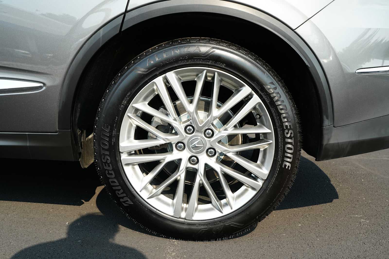 2023 Acura MDX SH-AWD w/Advance Package