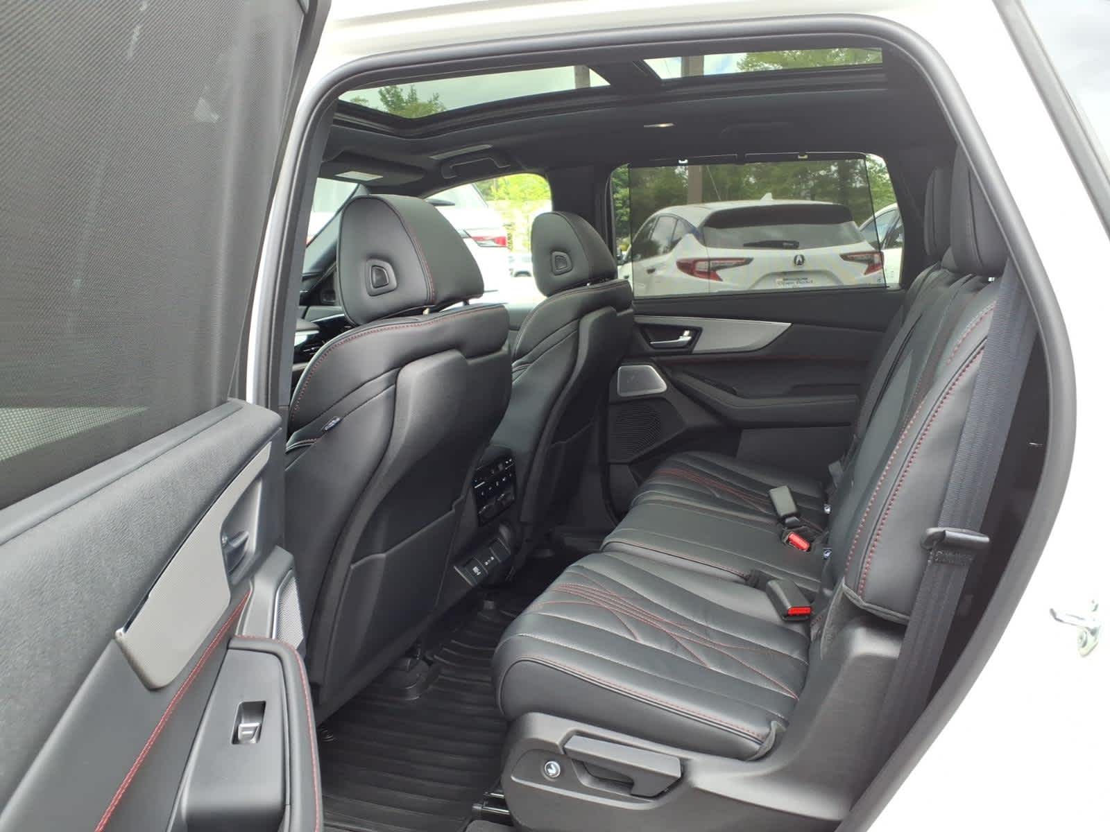 2026 Acura MDX SH-AWD w/A-Spec Advance Package