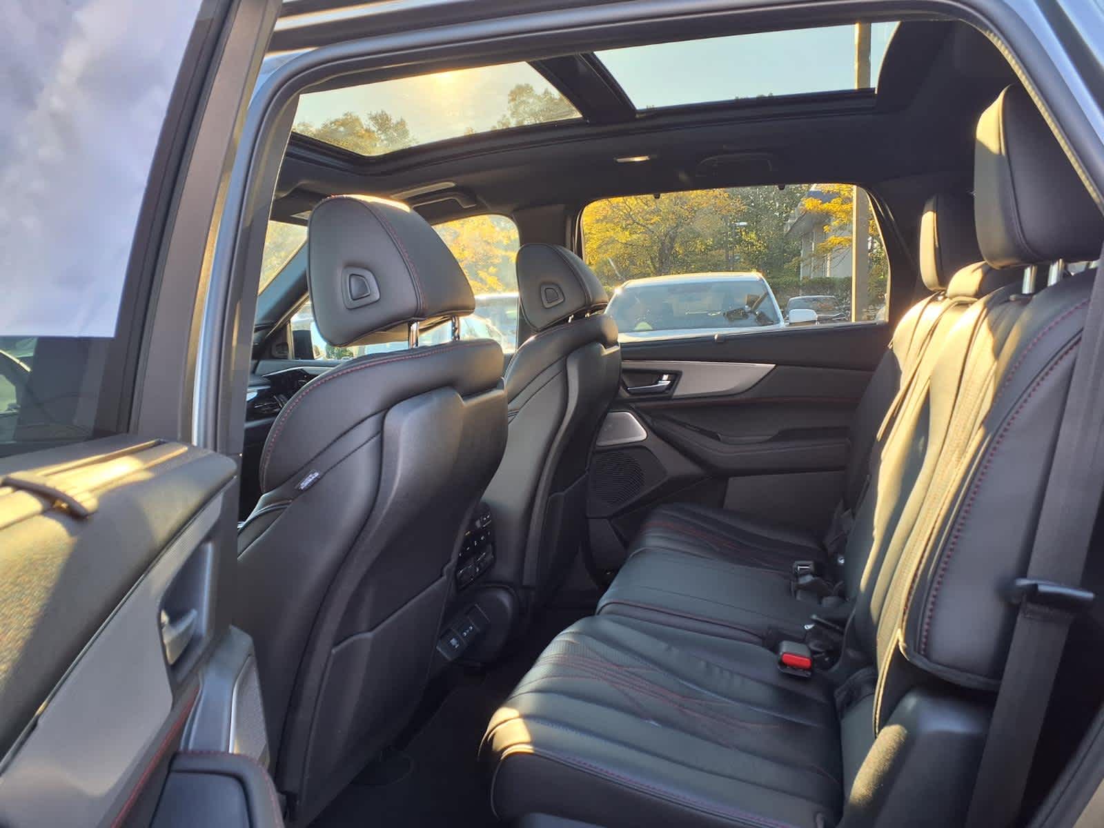 2026 Acura MDX SH-AWD w/A-Spec Advance Package