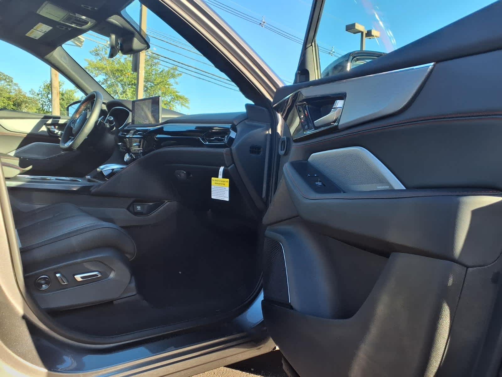 2026 Acura MDX SH-AWD w/A-Spec Advance Package