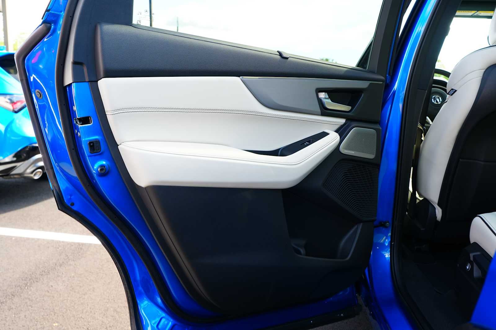 2026 Acura MDX SH-AWD w/A-Spec Advance Package