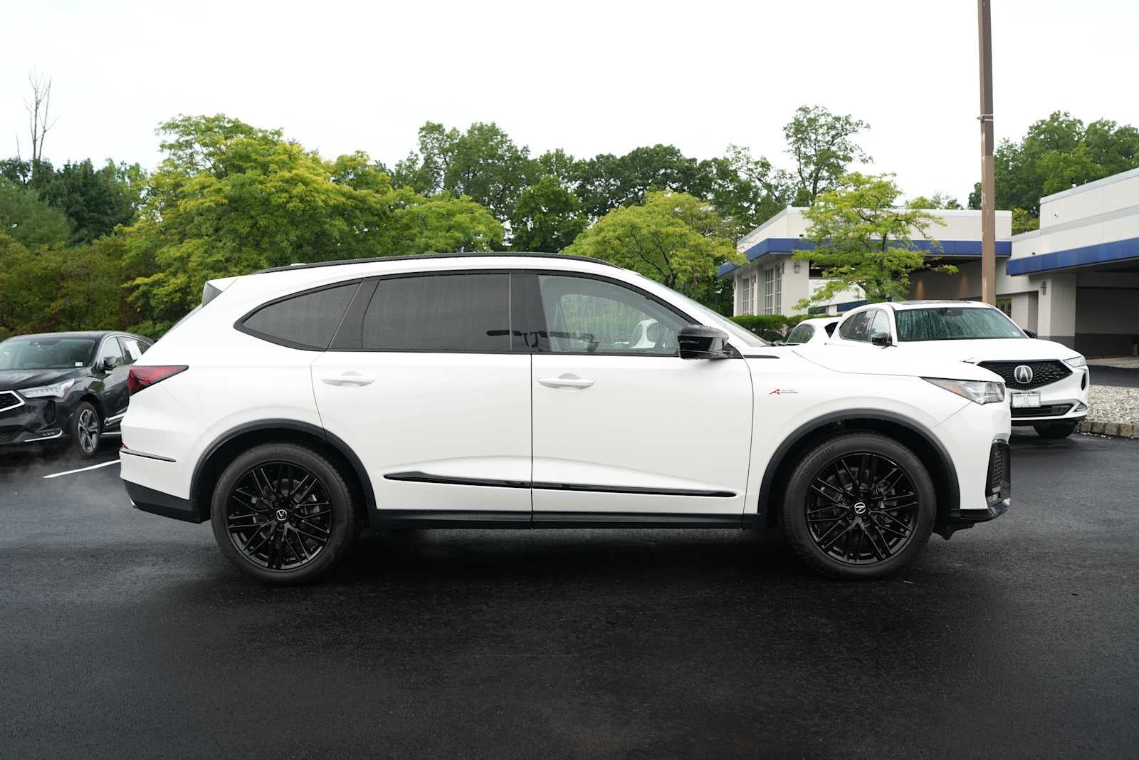 2026 Acura MDX SH-AWD w/A-Spec Advance Package