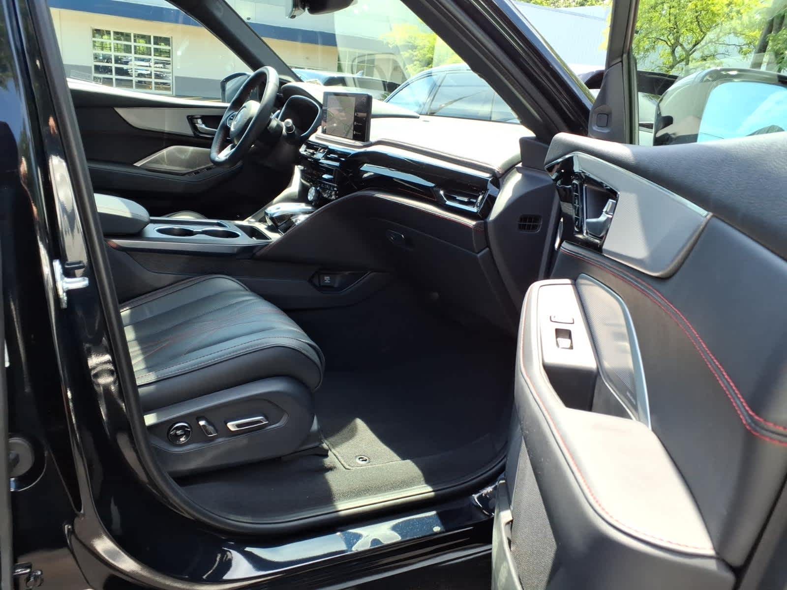 2026 Acura MDX SH-AWD w/A-Spec Advance Package