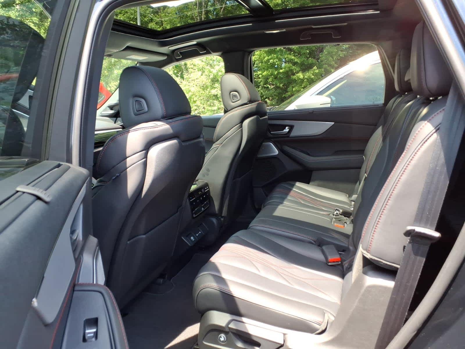 2026 Acura MDX SH-AWD w/A-Spec Advance Package