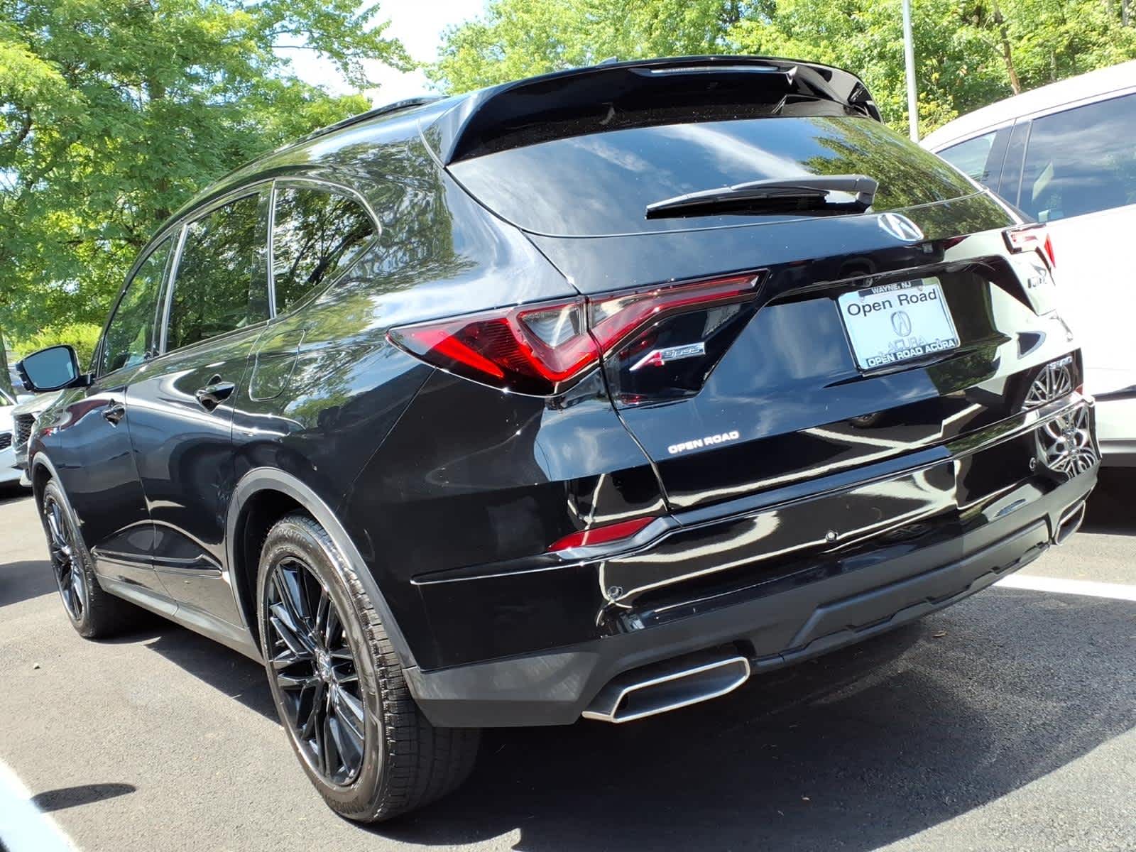 2026 Acura MDX SH-AWD w/A-Spec Advance Package