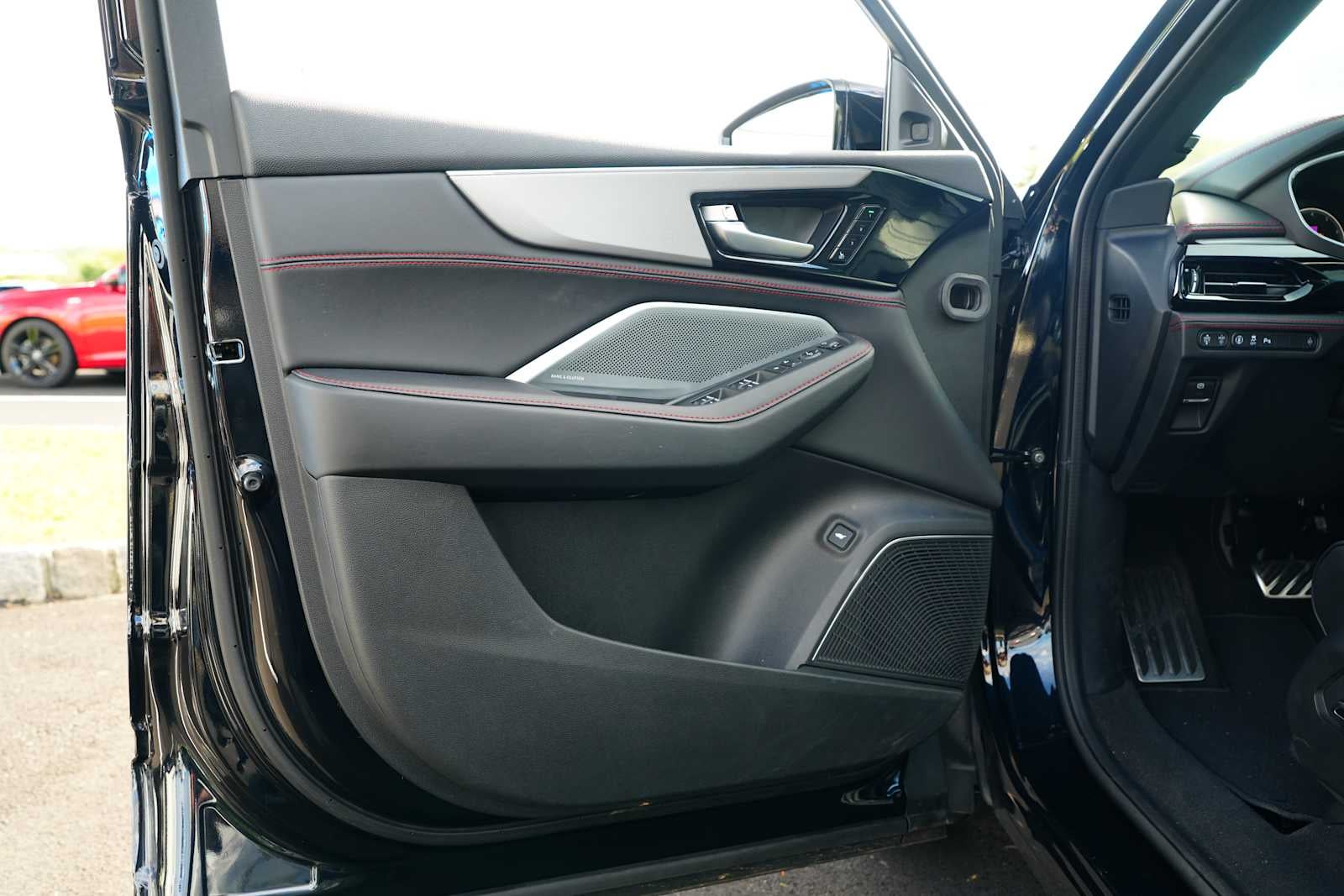 2026 Acura MDX SH-AWD w/A-Spec Advance Package
