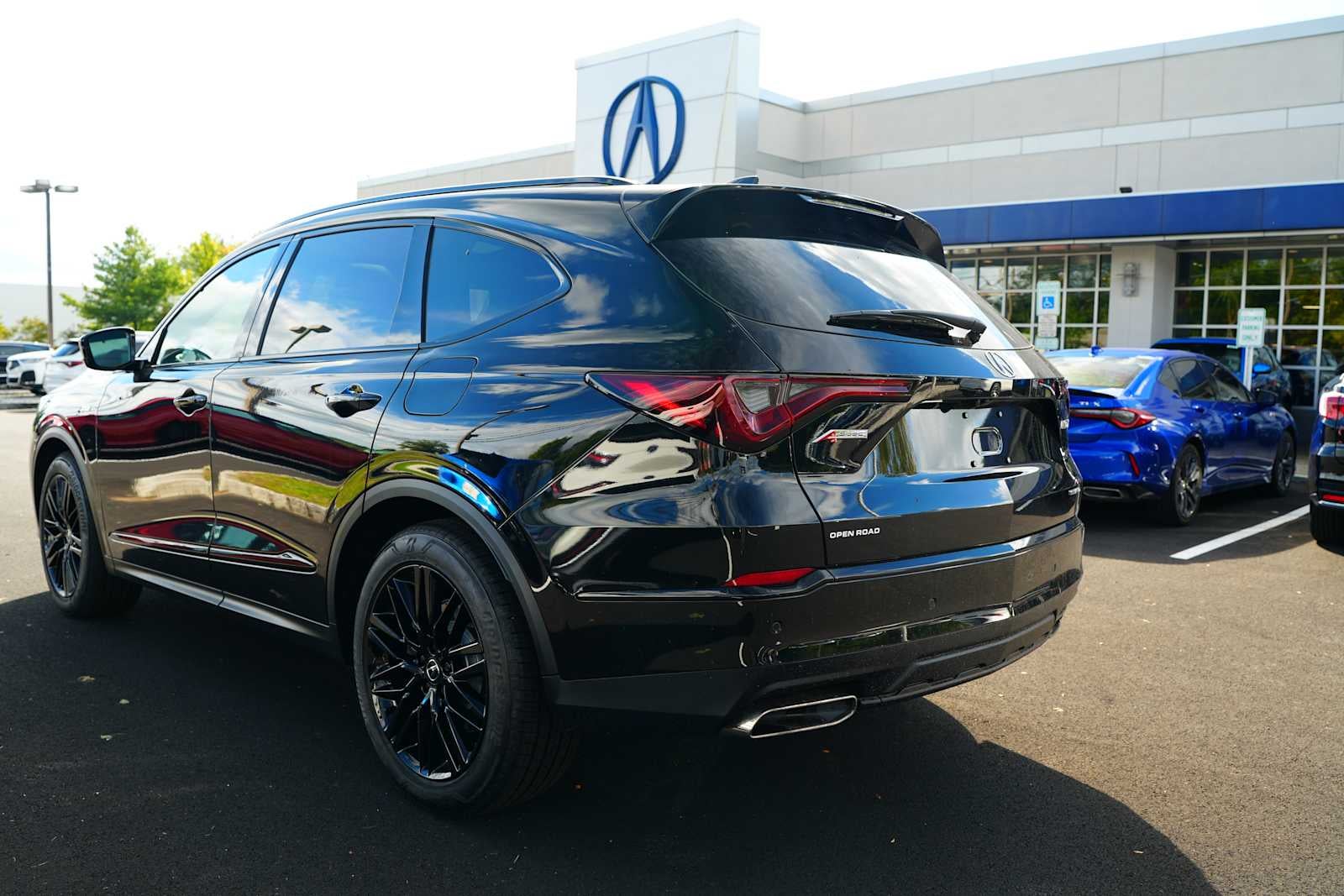 2026 Acura MDX SH-AWD w/A-Spec Advance Package